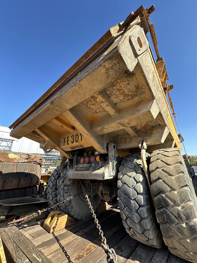 Usado Caminhão fora de estrada Randon RK430M ano 2011