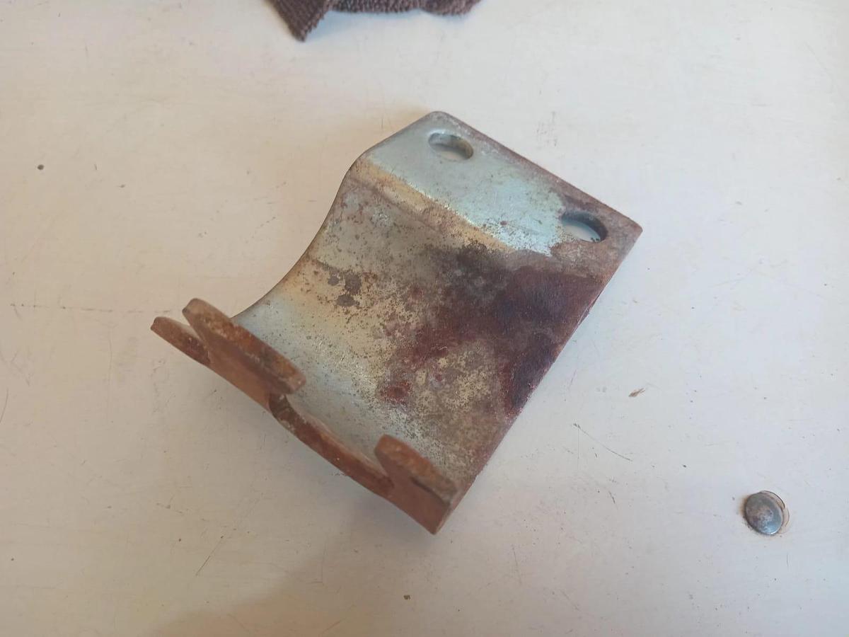 Braçadeira Caterpillar 6V-8521