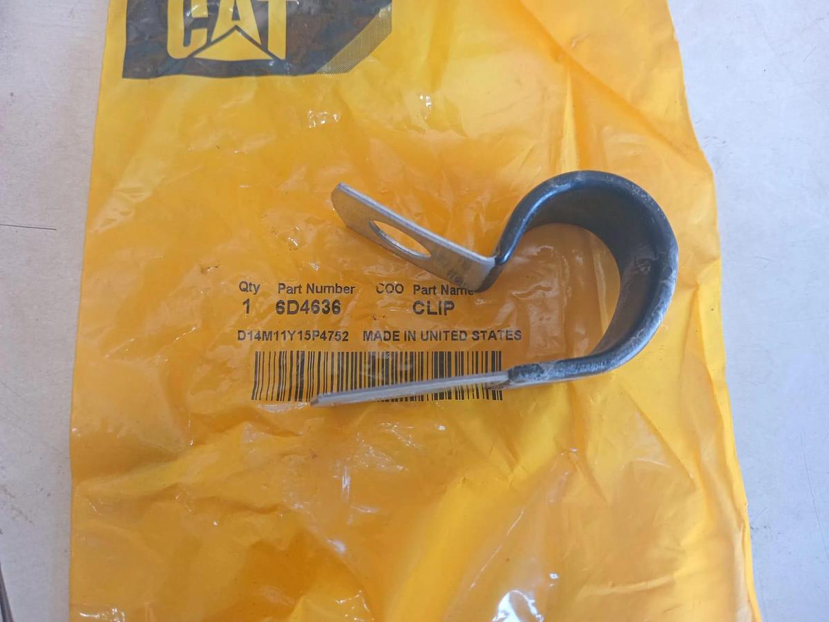 Clipe Caterpillar 6D4636