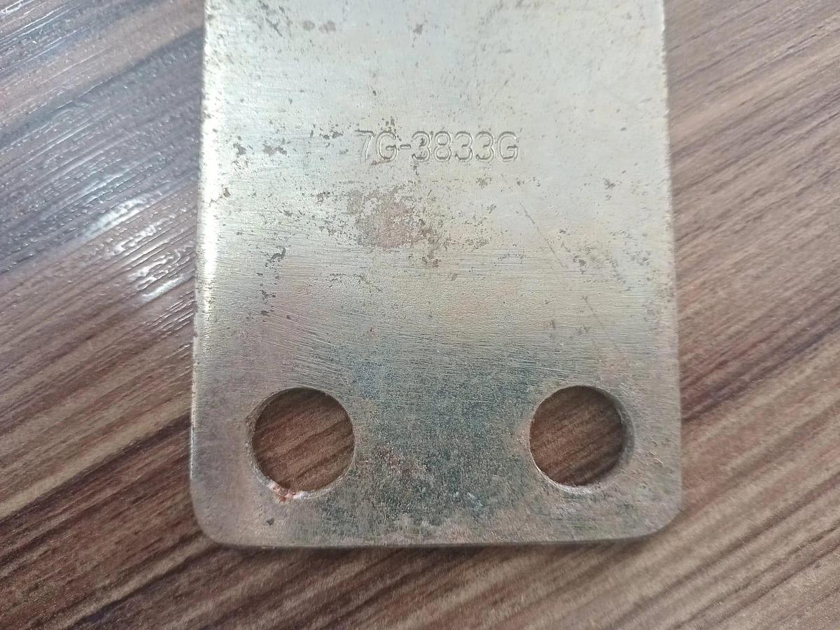 Grampo de Tubo Único Caterpillar 7G-3833