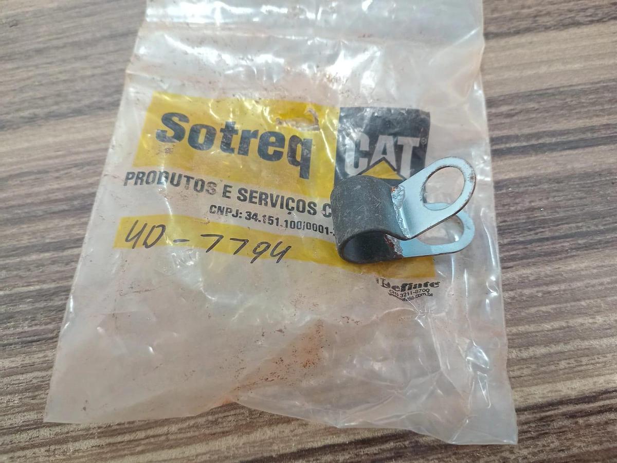 Clipe Caterpillar 4D-7794