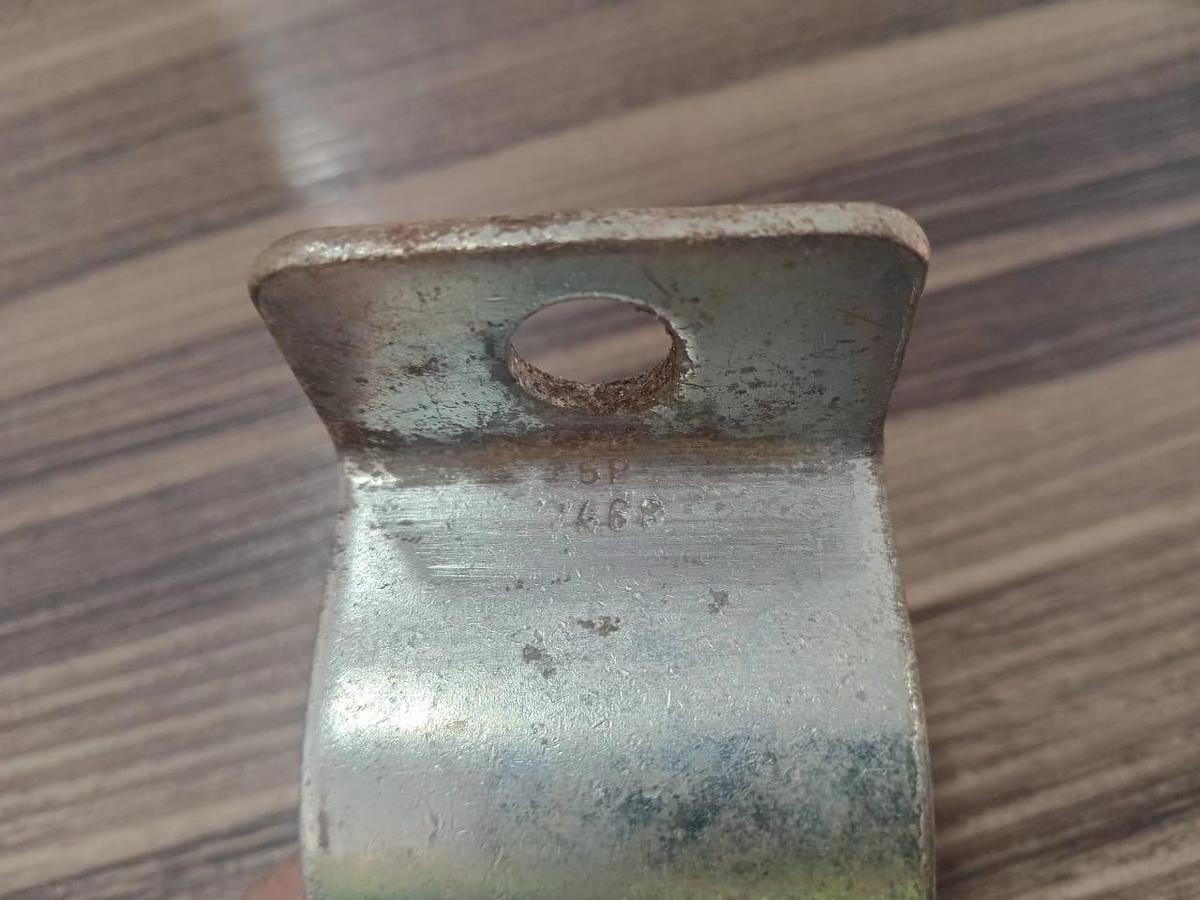 Meio Grampo Caterpillar 5P-7468