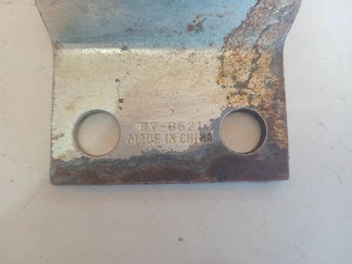 Braçadeira Caterpillar 6V-8521