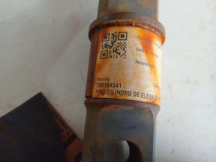 Pino do Guincho Caterpillar 150-6553