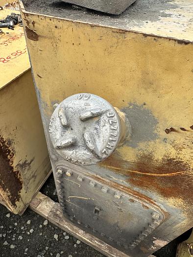 Usado Reservatório de óleo hidráulico Caterpillar