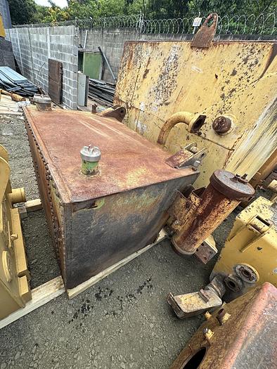 Usado Reservatório de óleo hidráulico 5T-4463 CAT 785 / 789