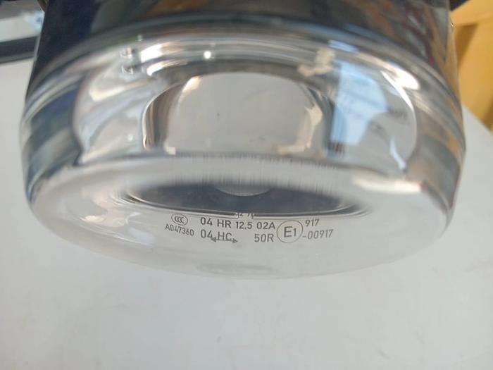 Farol dianteiro direito Hella 152926-00