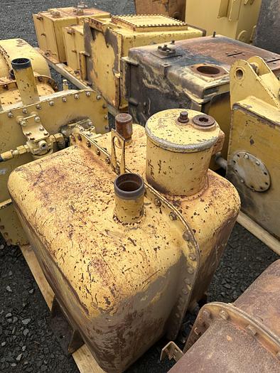 Usado Reservatório de óleo sistema de direção 155-4127 CAT 785