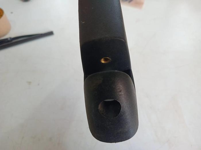 Usado Alça do Para-brisa Mercedes A9737500193