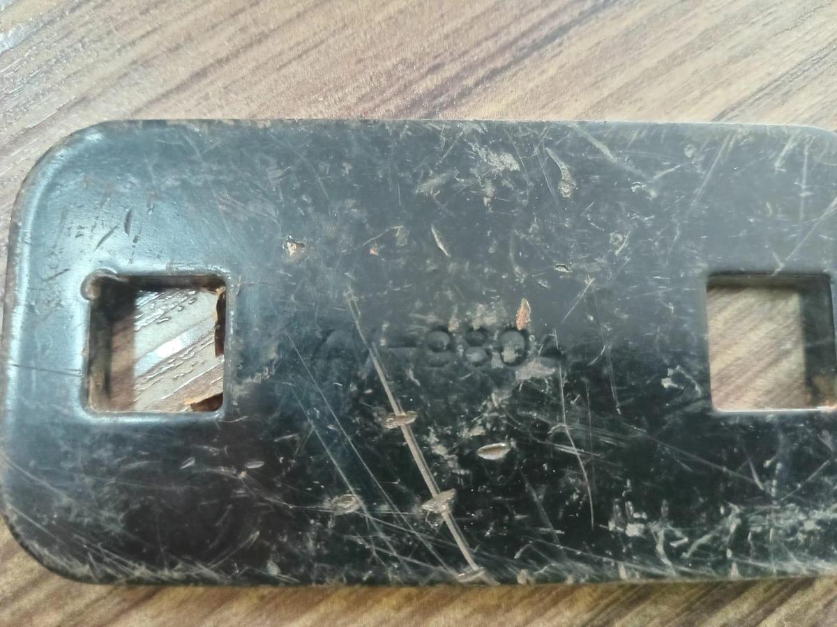 Chapa de Suporte do Degrau Caterpillar 4V-9804