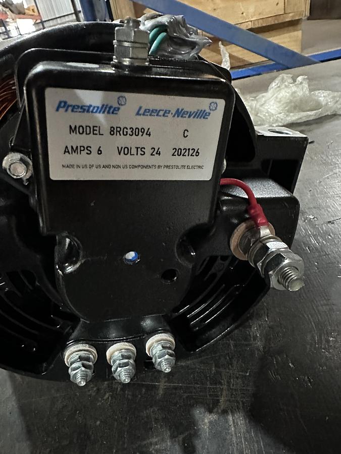 Alternador Prestolite Leece Neville BLP3317A 24V 140amp