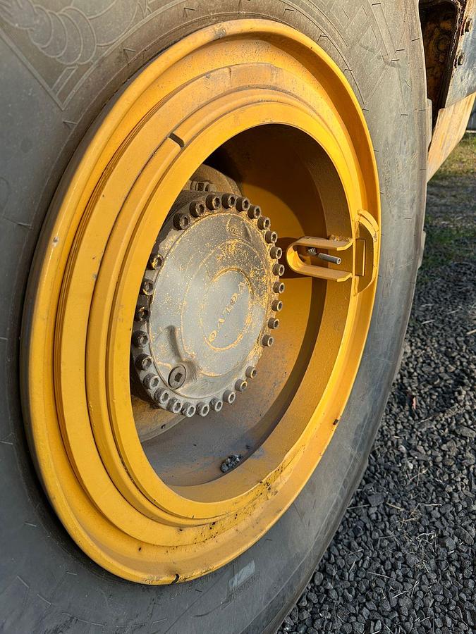 Usado Conjunto de rodas para caminhão fora de estrada Volvo A30G A30F