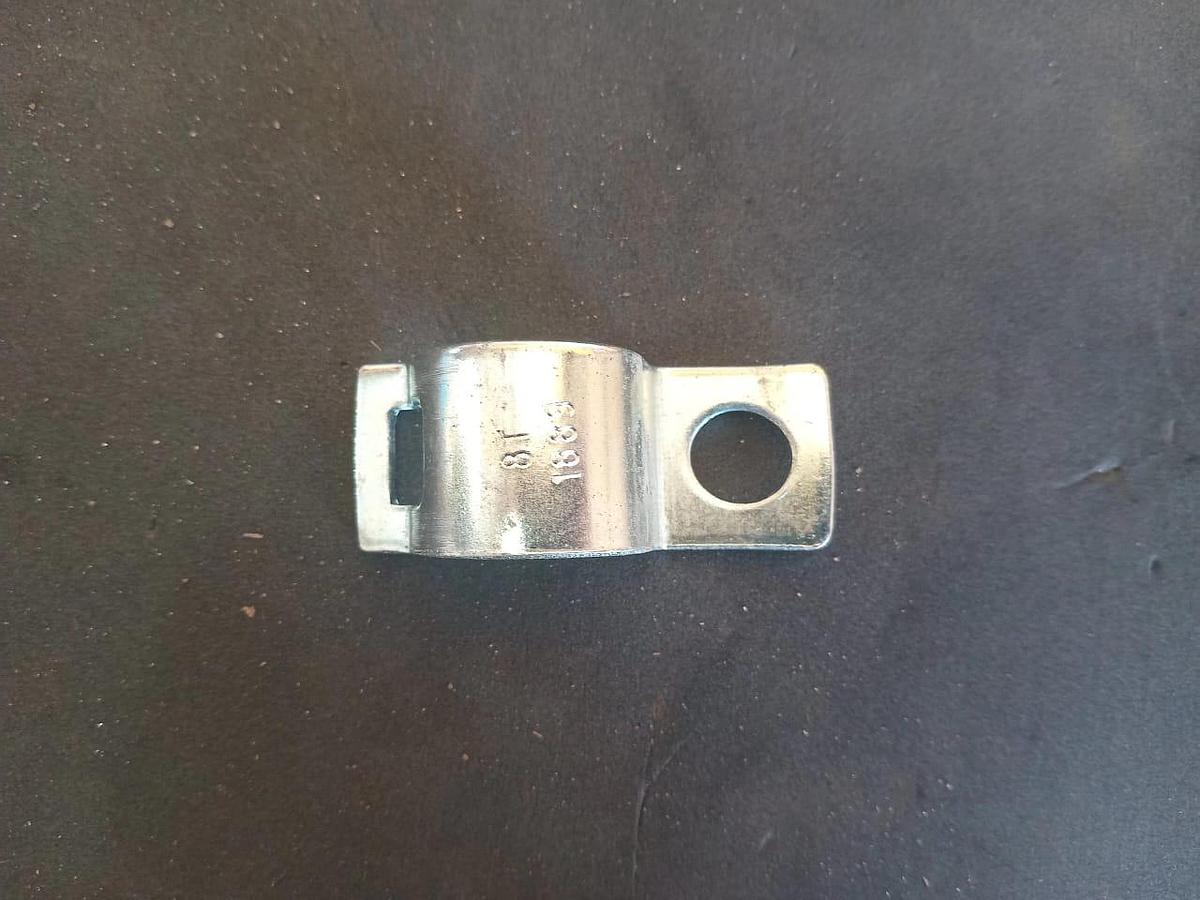 Usado Grampo de duas peças Caterpillar 8T-1889