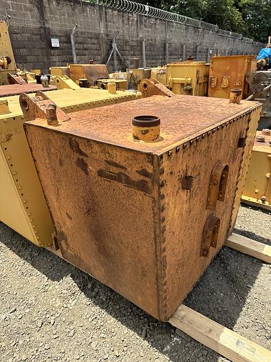 Usado Reservatório de óleo hidráulico 5T-4463 CAT 785 / 789