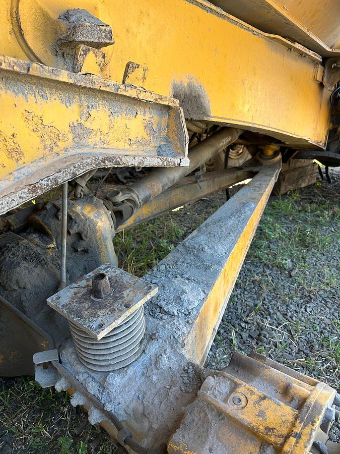 Usado Escora da suspensão para caminhão fora de estrada Volvo A30G A30F