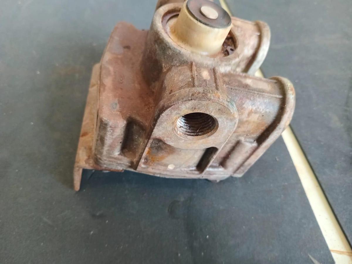 Usado Válvula de relé bendix 909828