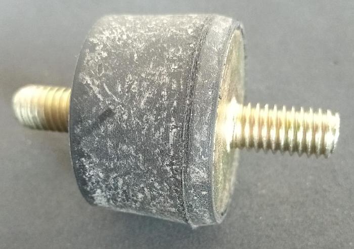 Suporte de Isolação em Sanduíche Caterpillar 9W-4361