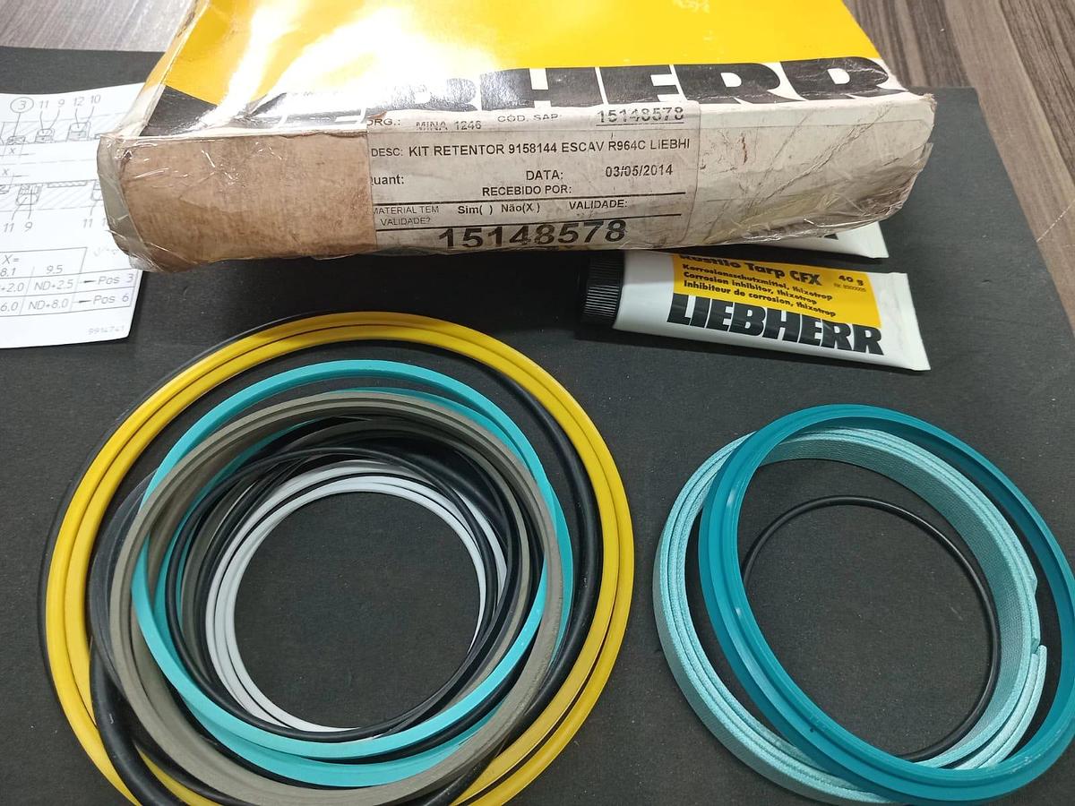 Kit Retentor Liebherr 9158144