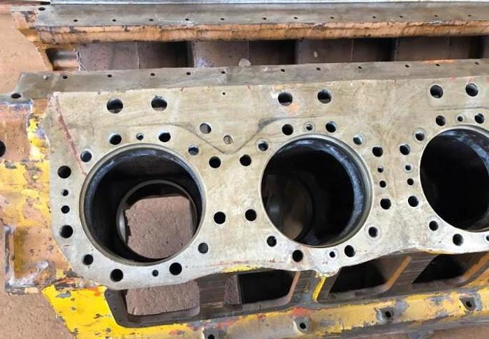 Usado Bloco do Motor 3516