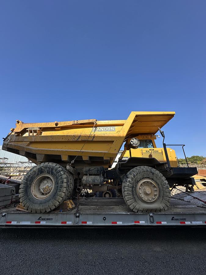 Usado Caminhão fora de estrada Randon RK430M ano 2011