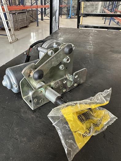 Conjunto do motor do limpador Caterpillar 155-5784