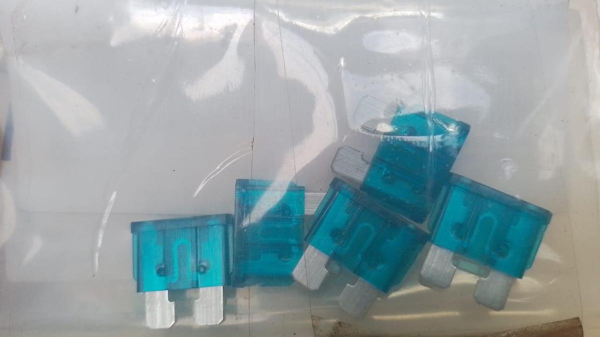 Fusível 15a Original Mercedes-benz A0025451034