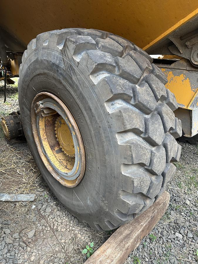 Usado Pneu com roda reformado 23.5 R25 Volvo A30G