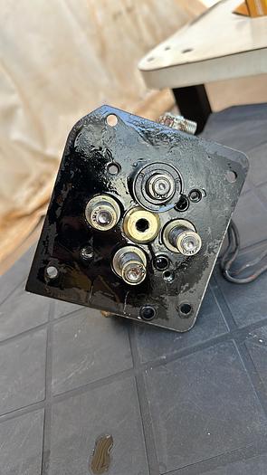 Usado Grupo de válvula do joystick Caterpillar D8RII