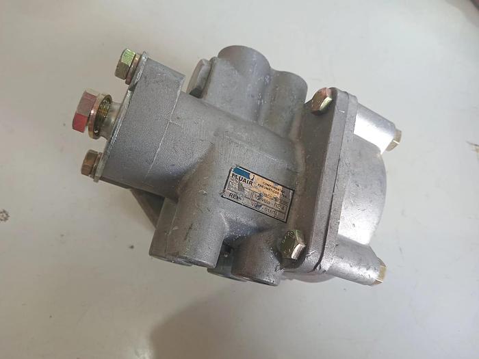 Valvula De Emergencia Volvo 01604