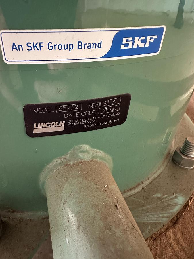 Usado Bomba de graxa LINCOLN FLOW MASTER II 86258 / 85732  30L 