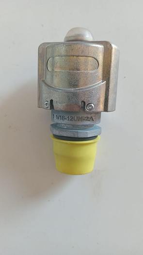 Válvula Caterpillar 358-9476