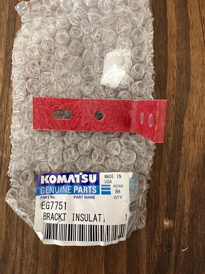 Suporte Isolado Original Komatsu EG7751