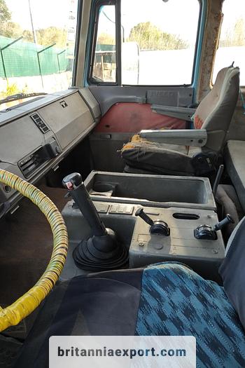Used 1989 IVECO Turbostar 190-30 6X2 10 tyres flatbed truck