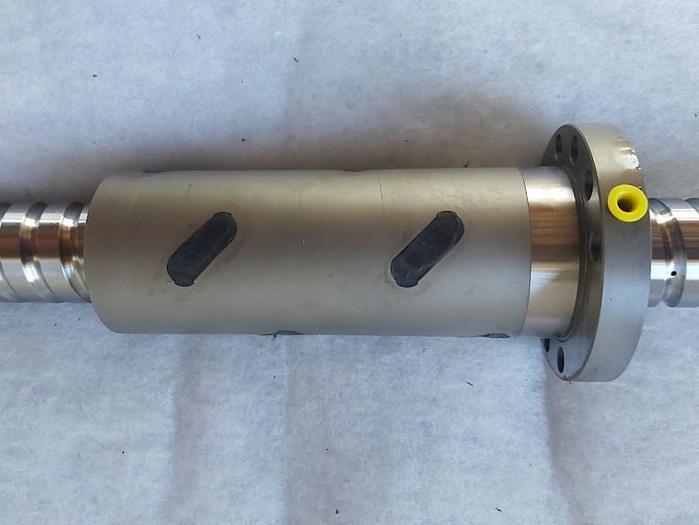 Präzisions Kugelrollenspindel für CNC, D 40mm, Steigung 15mm, Weg 400mm, ,  neu