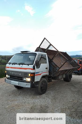 Used 1989 TOYOTA Dyna 300 14B tipper