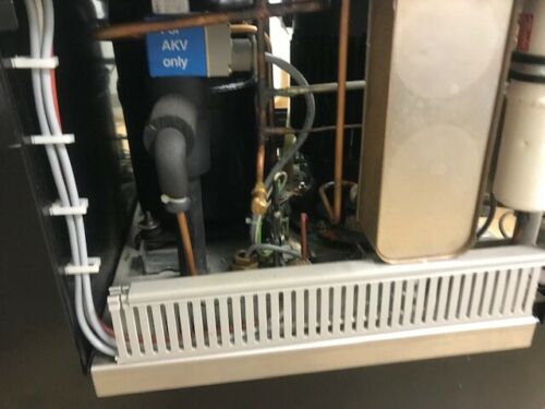 Used TEL Tokyo Electron TCU TEMPERATURE CONTROL UNIT FOR TEL TRACK