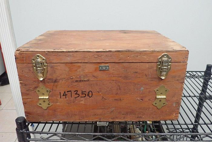 Used Sartorius QT12 QT 12 Industry 12000 g/1 g Digital Balance Scale with Wood Case