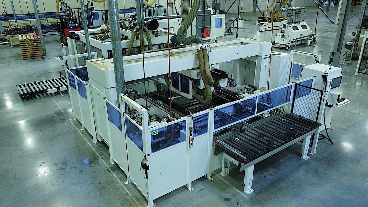 Used 2019 Homag Drillteq C-500 / BHT500 Gantry Flexible Automatic Feed-Through Drilling Machine w/ TSH501 Unloader