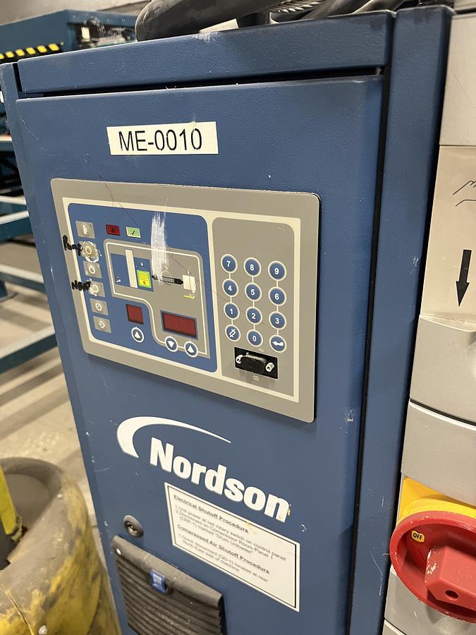 Used 2016 Nordson Duradrum 200 Bulk Melter Hot Melt Machine