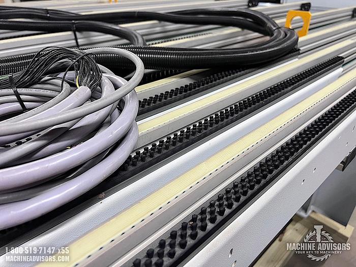 Used Weeke Optimat BHX 500 CNC-Processing Machining Center w/ Feed-through