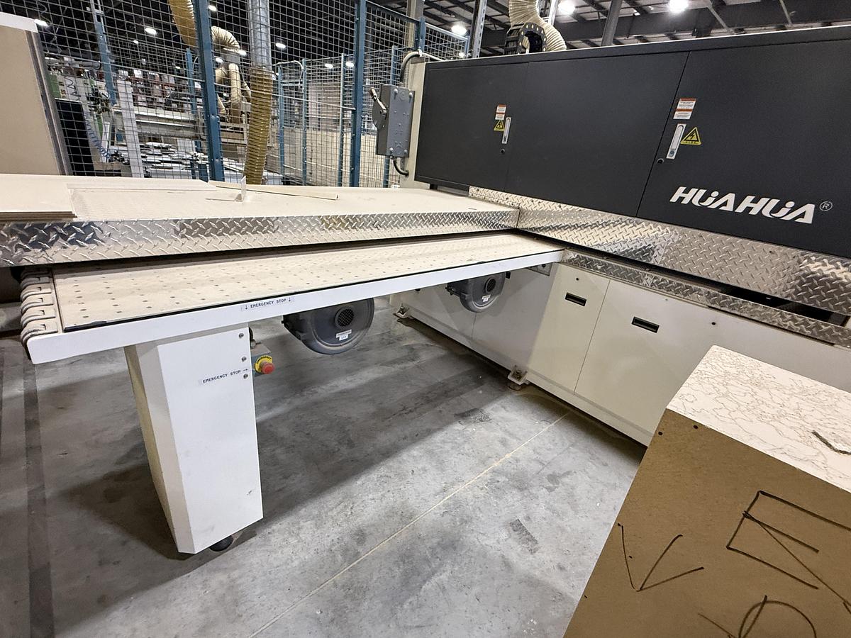 Used 2021 HUAHUA SKH-612 HS CNC TOP / BOTTOM DRILLING MACHINE