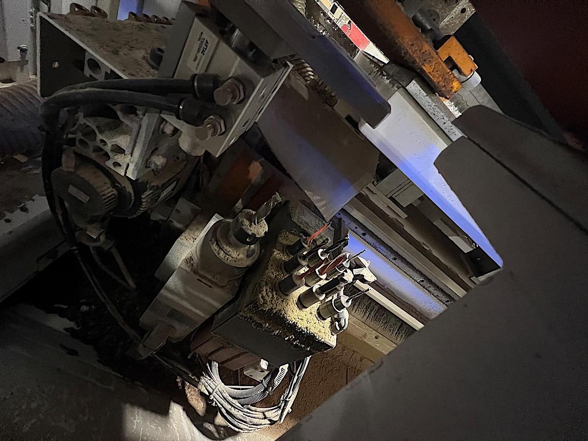 Used 2021 HUAHUA SKH-612 HS CNC TOP / BOTTOM DRILLING MACHINE