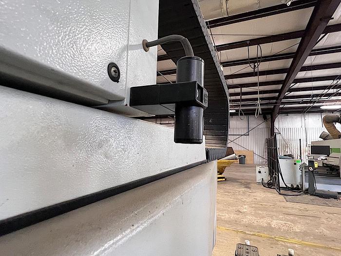 Used Weeke Venture 08M Pod and Rail CNC 4 Axis Machine