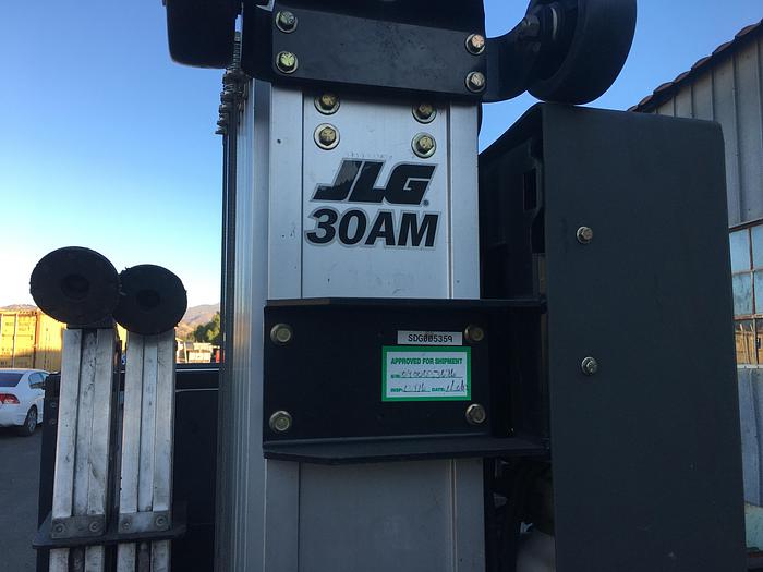 Used 2012 JLG 30AM Man Lift with Contrail TC-2T Trailer