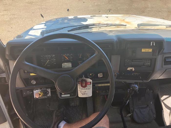 Used 1998 Ford F750 , Terex Digger Boom