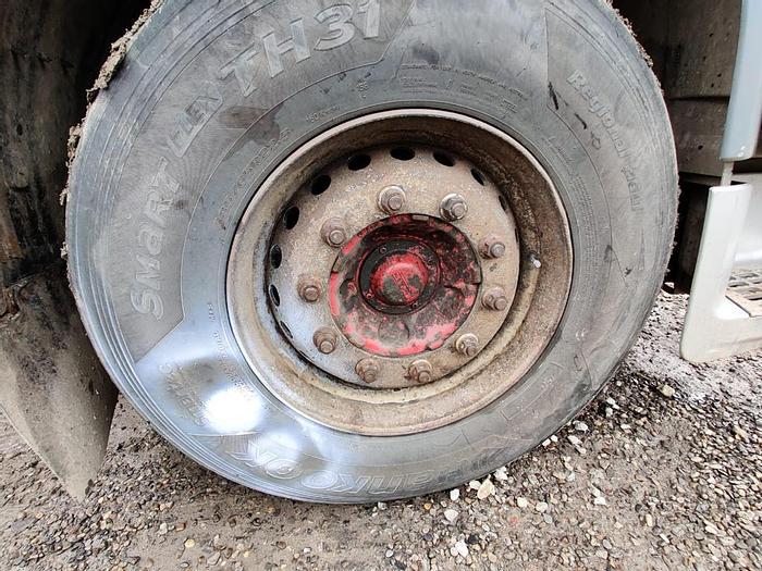 Gebruikt 2004 DAF 95 XF430 euro 3 , manual gear