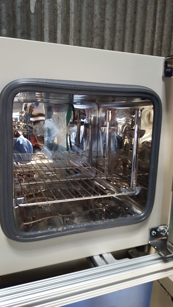 Used MTI Vacuum Oven
