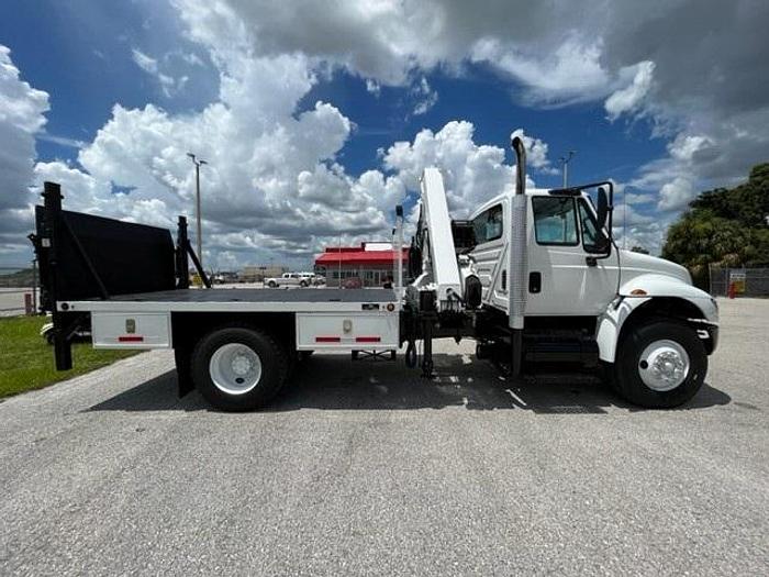 Used PM 12023 11,905 lbs Knuckle Boom on 2013 International 4300 Reg Cab Flatbed Truck - C83944