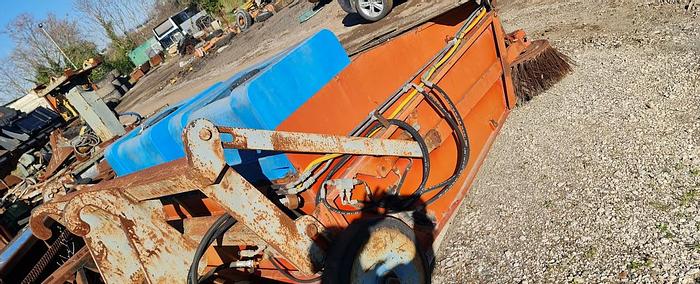 Usato Spazzatrice, ITALCLEAN Tipo Basic Professional modello 160.2