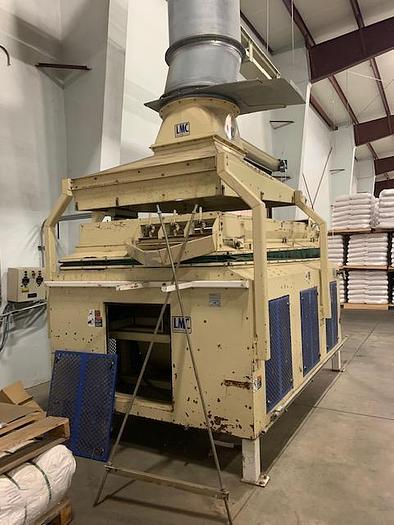 Used LMC Gravity Table MARC 500